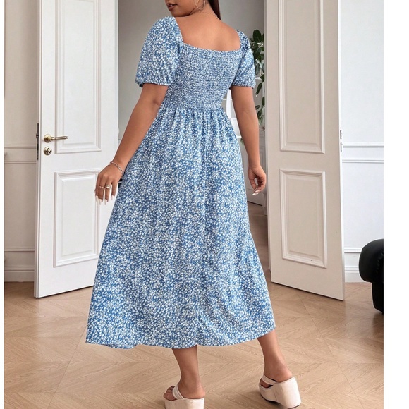 Plus Floral Print Square Neck Puff Sleeve Dress - Picture 2 of 4